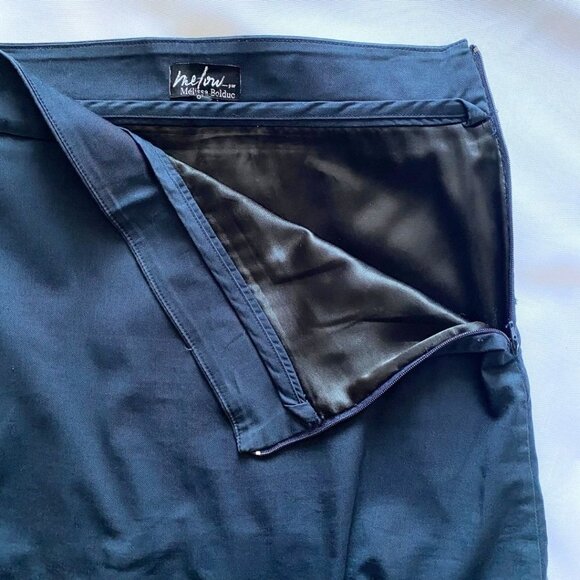 MELOW BY MELISSA BOLDUC NAVY HIGH RISE BUBBLE HIGH LOW MIDI SKIRT - 6 - Picture 8 of 9